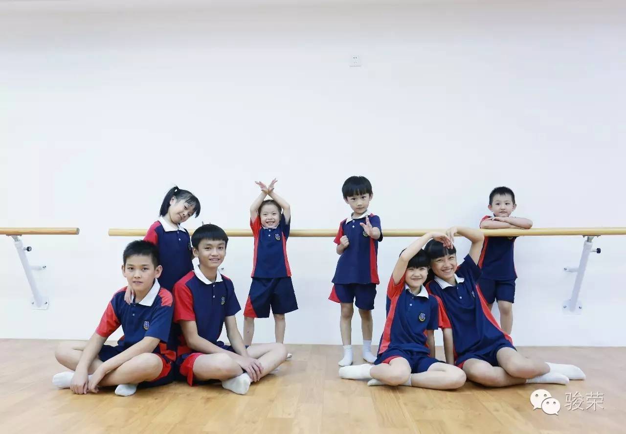 【骏荣学校】为什么要穿戴整齐的校服？